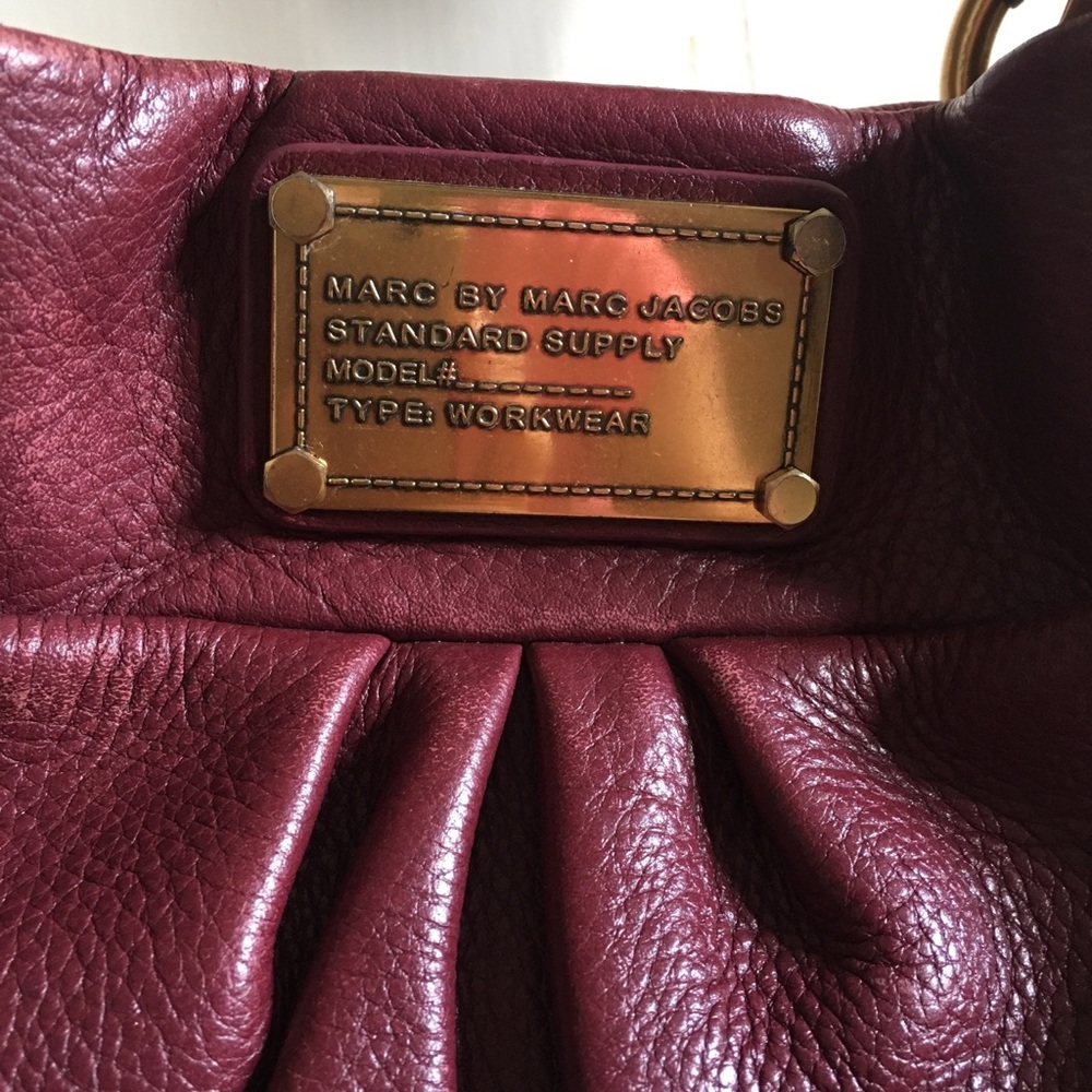 Marc by Marc Jacobs Classic Q Hillier - Picture 3 of 8